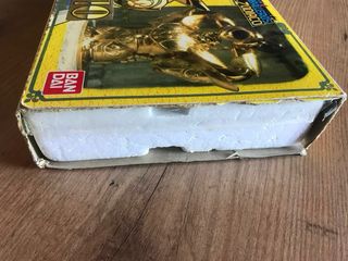 Acuario Camus Caballeros del Zodiaco Bandai