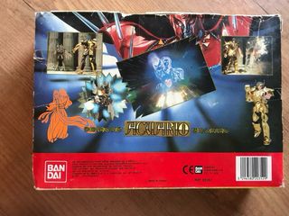 Acuario Camus Caballeros del Zodiaco Bandai