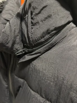 Chaleco acolchado con capucha