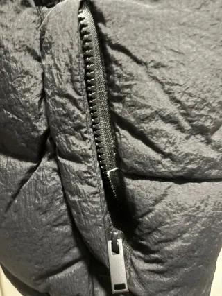 Chaleco acolchado con capucha