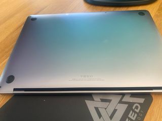 MacBook M1 Plata