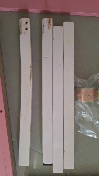 Pack 2 sillas+mesa infantiles de madera decorada