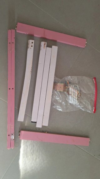 Pack 2 sillas+mesa infantiles de madera decorada