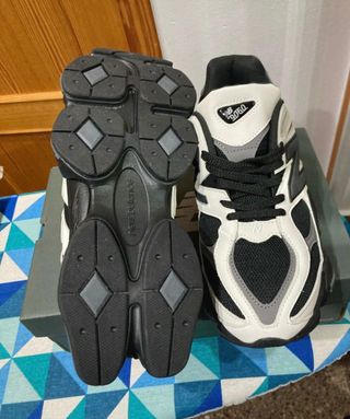 Zapatillas New Balance NB9060 Nuevas