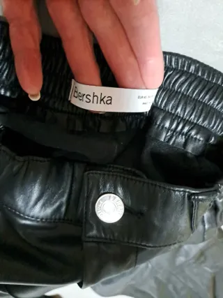 Pantalón efecto piel negro T XS