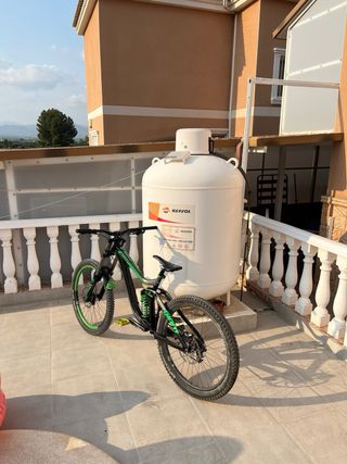 Giant Glory 2017 Bicicleta Descenso