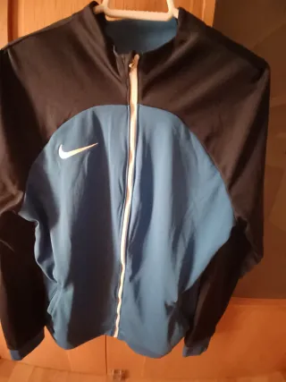 Chaqueta Nike Talla M