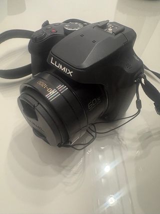 Panasonic DC-FZ82 Cámara Negra.
