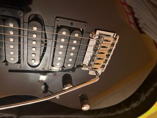 Guitarra para zurdos Ibanez Gio