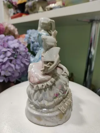 Figura porcelana alemana pareja música 70s