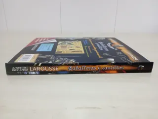 Caballeros y Castillos (Larousse - Infantil / J...