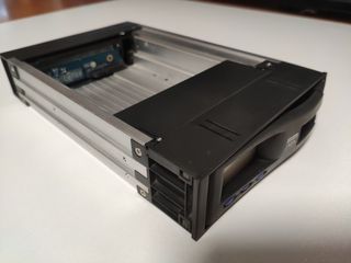 Carcasa Hot Swap SATA 5.25 con Display