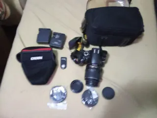 Cámara Nikon D60 + Accesorios