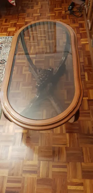 Mesa de centro madera y cristal ovalada