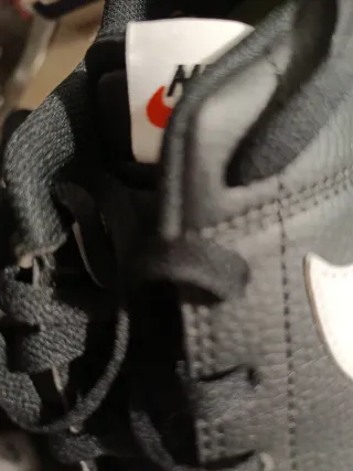 Zapatillas Nike Court Legacy Negras y Blancas