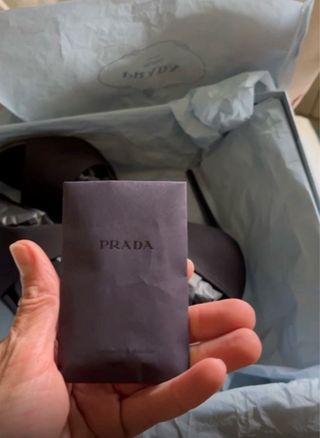 Zapatos de tacón Prada mujer negros