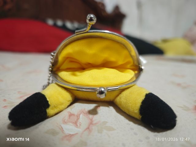Monedero Pikachu Peluche