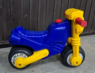 Moto Moltó de Plástico para Niños