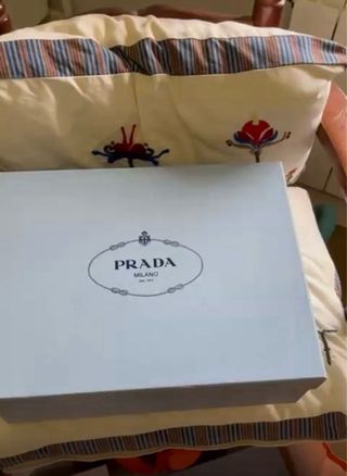 Zapatos de tacón Prada negros