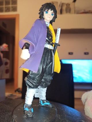 Figura Demon Slayer Tomioka Giyu