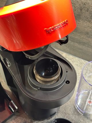 Cafetera Nespresso Pop Vertuo Krups Roja