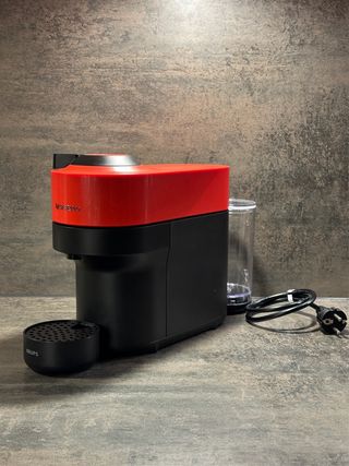 Cafetera Nespresso Pop Vertuo Krups Roja