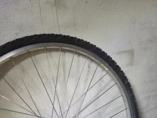 Llanta Aluminio 26" Delantera