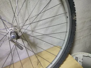 Llanta Aluminio 26" Delantera