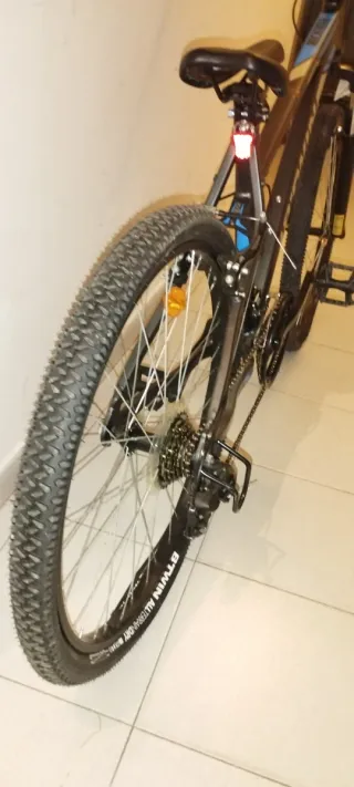 Bicicleta Montaña B'twin Nueva con etiquetas