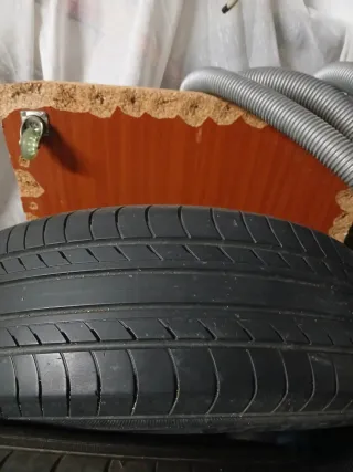 Neumáticos de coche225 65 R17102H yocohama