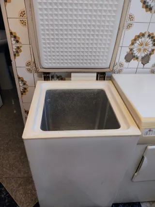 Arcón Congelador SUPERFLEX AIR 140