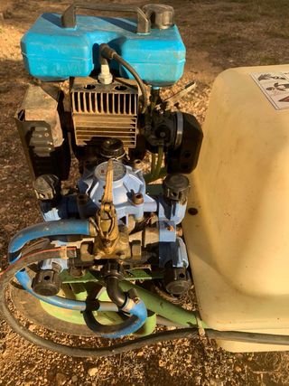 Carretilla sulfatadora 100L con motor