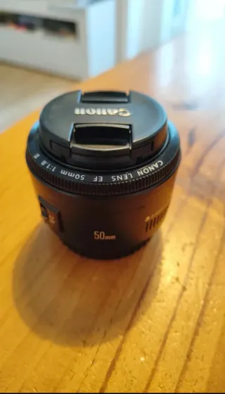 Objetivo Canon EF 50mm f/1.8 STM II