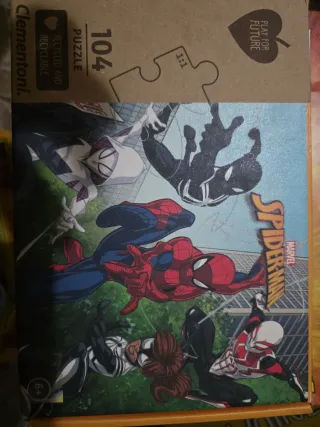 Puzzle Spiderman Clementoni 104 piezas