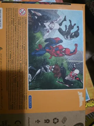 Puzzle Spiderman Clementoni 104 piezas