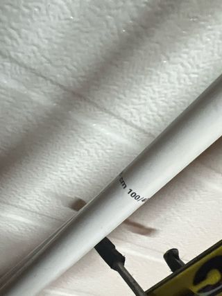 Esquis Atomic con bastones