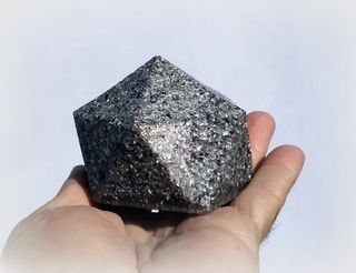 Poliedro de electronite