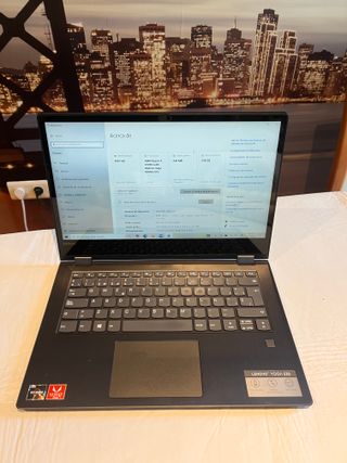 Lenovo Yoga 530 Portátil Negro