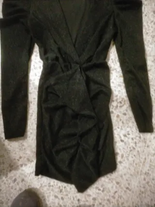 Vestido negro manga larga