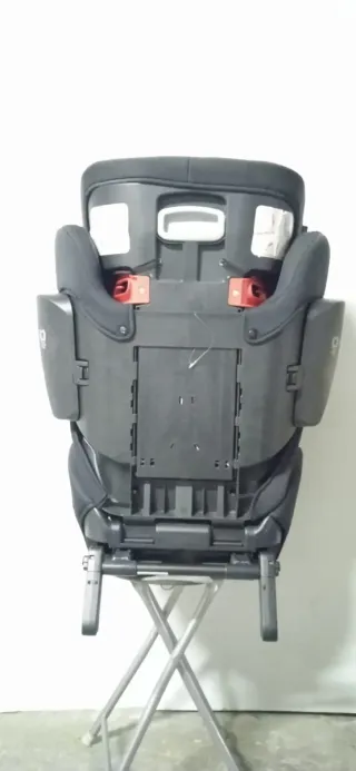 Silla de coche Joie negra con isofix