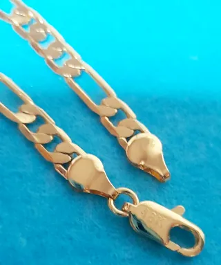 Conjunto Anillo y Pulsera bañado en Oro 18k