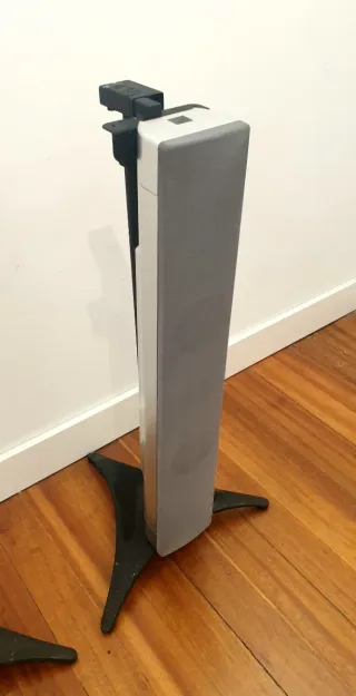 Altavoces Fujitsu  TV grande/Dolby Prologic e.t.c.