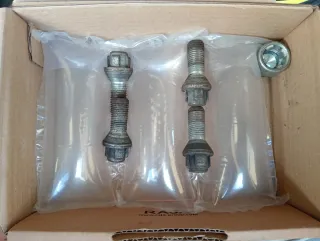 Tornillos antirrobo para llantas