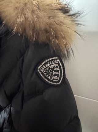 Abrigo Blauer Negro Talla XL con Capucha