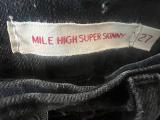 Pantalón vaquero de chica. Levi’s. Talla 36