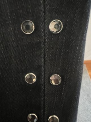 Pantalón vaquero de chica. Levi’s. Talla 36