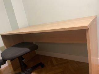 Escritorio de madera (melamina)