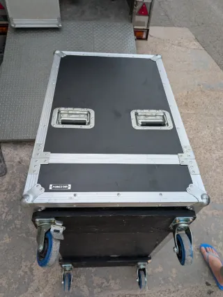 Flight Case 2 x 15''