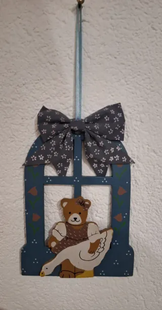 Decorazioni in legno orsetto e oca