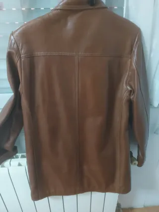 Tres cuartos en piel marron